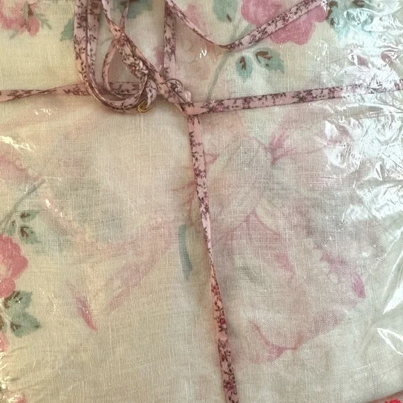 NWT Loveshackfancy π RARE Bow Napkins - Picture 2 of 2